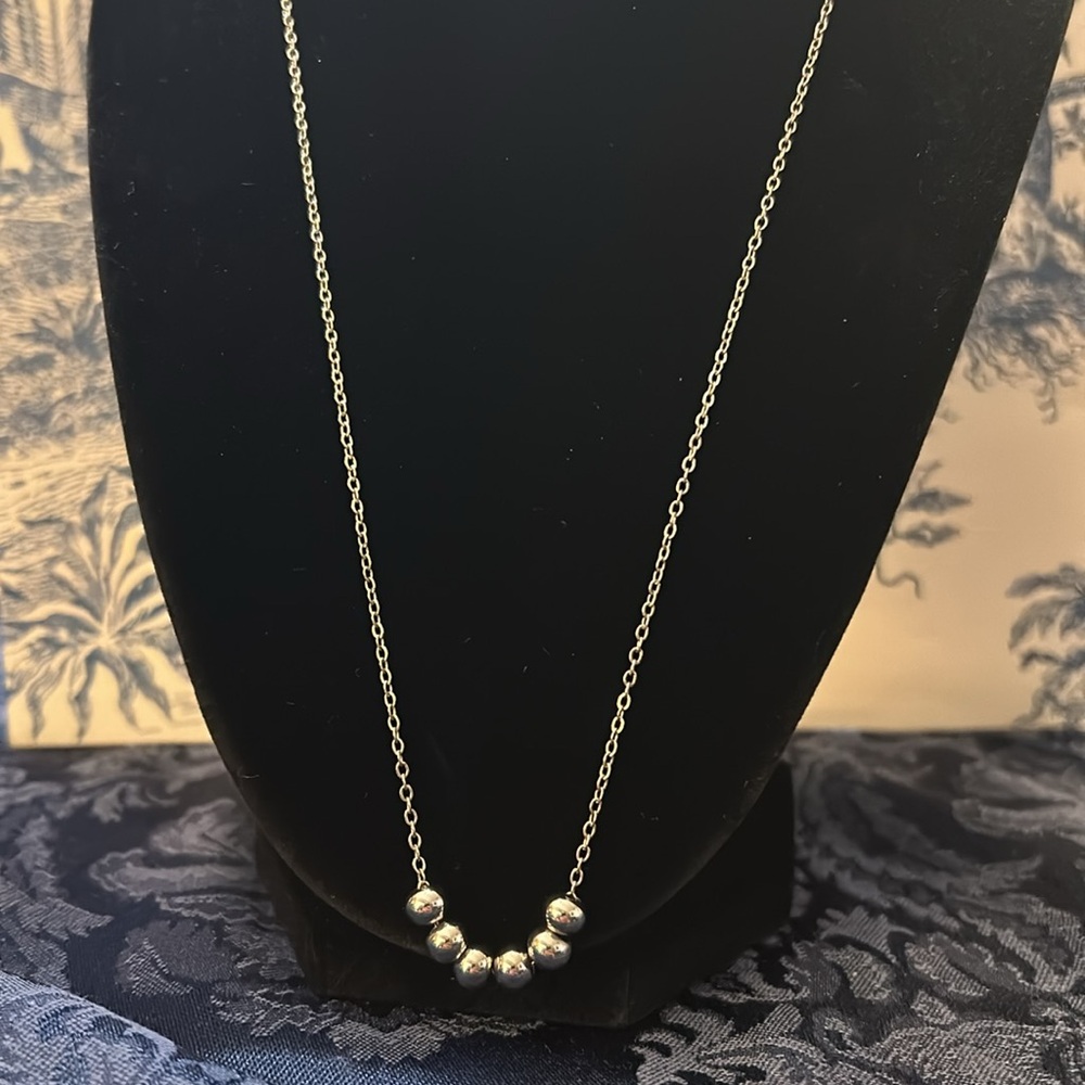 Minimalist Silver Bead Necklace
